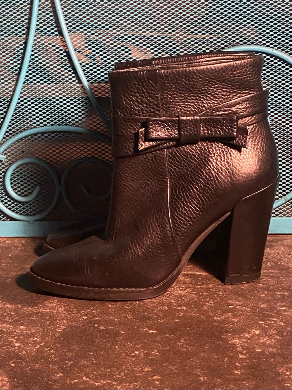 Kate Spade black leather heeled pull on ankle boots,chunky heels,bow detail,7.5